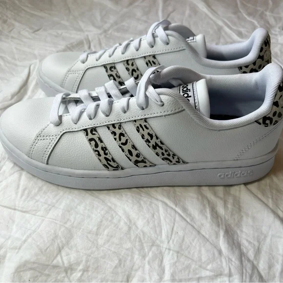 Adidas Womens Grand Court Womens Sneakers White Black Cheetah Size 8 NEW - Picture 9 of 16
